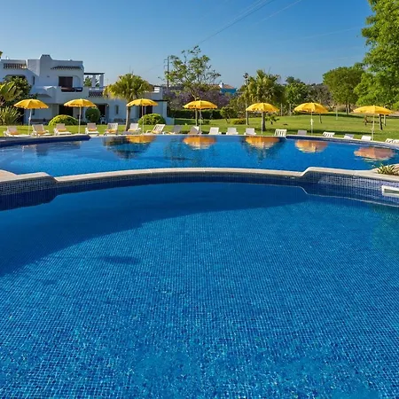 리조트 Clube Garden Village