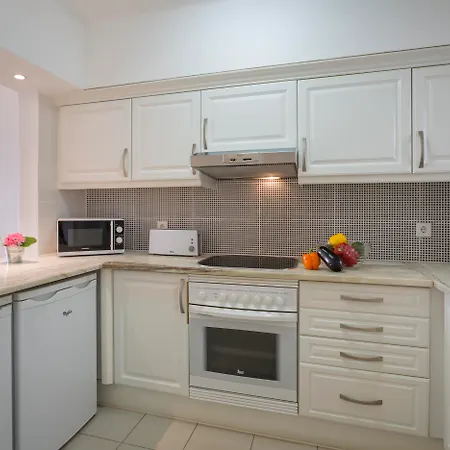 Θέρετρο Clube Garden Village 4*