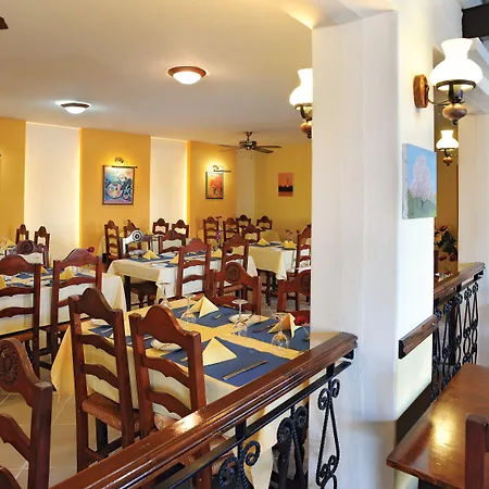 Clube Garden Village Rezort 4*