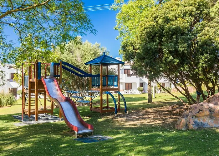 Clube Garden Village 4* 알부페이라