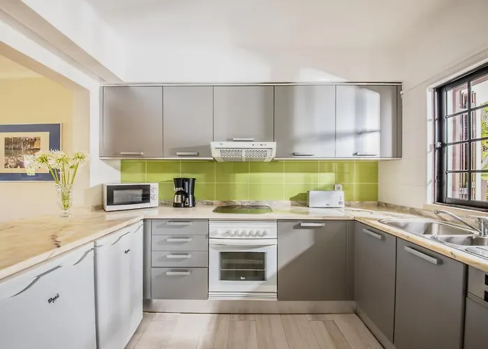 Clube Garden Village 4* Albufeira