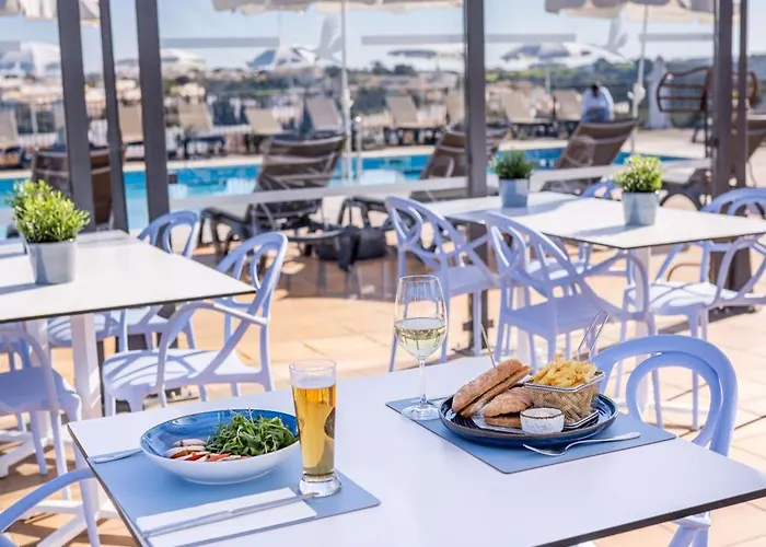 Clube Garden Village Resort 4*