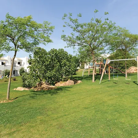 Resort Clube Garden Village 4*