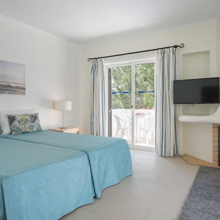 Clube Garden Village Resort