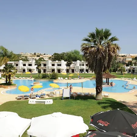リゾート Clube Garden Village 4*